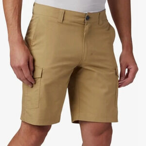 NWT Columbia Men's Brentyn Trail Cargo Shorts, crouton, waist 48, inseam 10